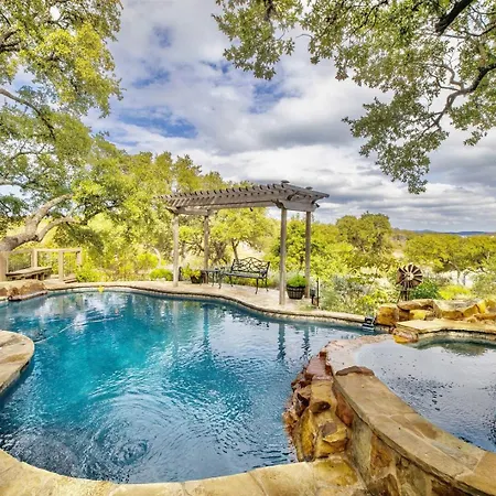 Villa Hummingbird Hideaway - Canyon Lake Waterfront With Pool And Hot Tub!